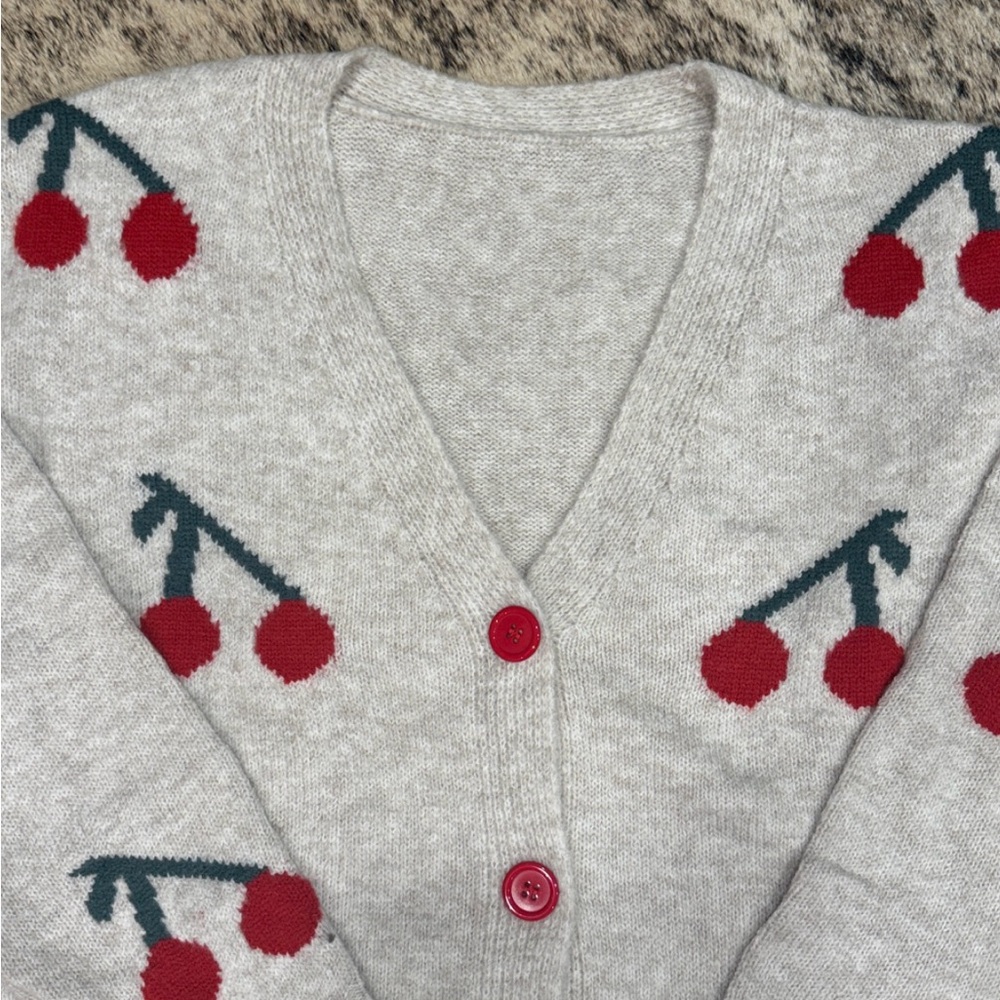 Cherry Sweater - Picture 3 of 3